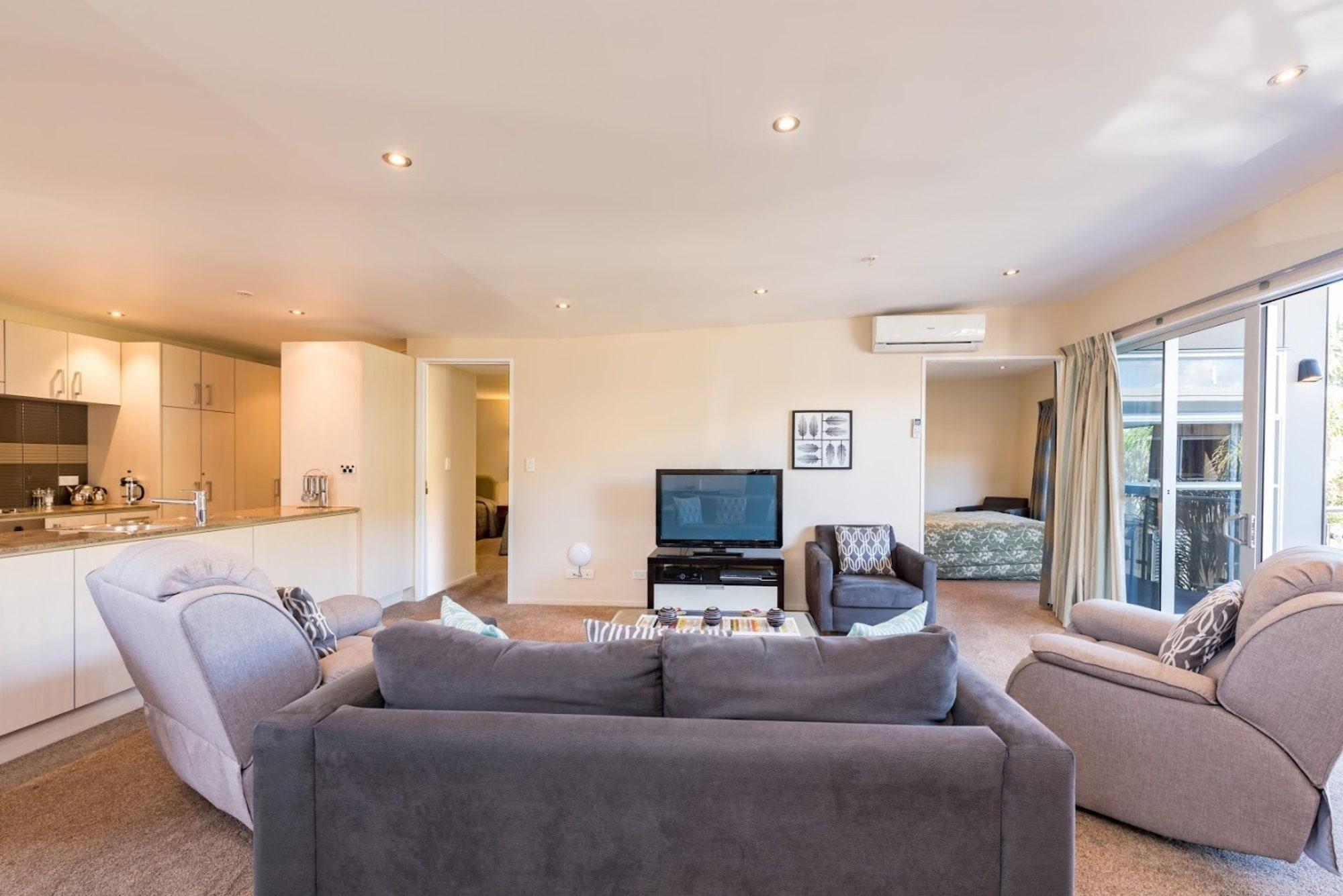 Edgewater Palms Apartments Paihia Eksteriør bilde